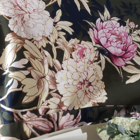 NWOT NEW YORK AND CO XL ARMY GREEN WITH PINK FLORAL - Picture 11 of 13